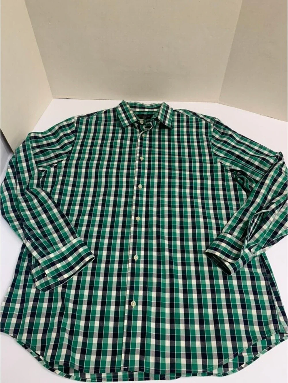 NWOT Banana Republic Mens XL 17-17 1/2 35-36 No Iron Slim Fit Shirt Green Check
